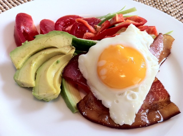bacon eggs brekky avocado